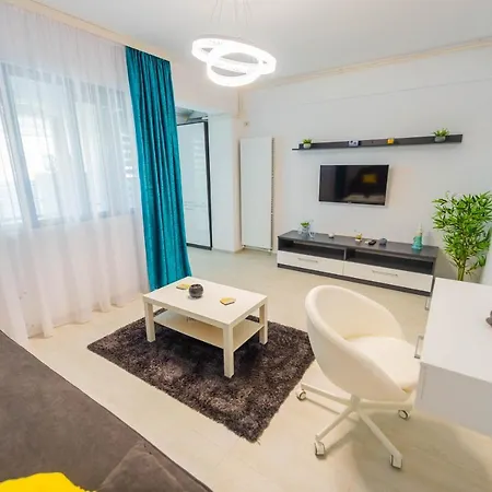 דירה Moonstone Lake View קונסטנצה